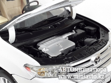 Автоминиатюра модели - Toyota Highlander 2012 White 1:18 China Promo Models