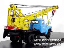 Автоминиатюра модели - Автокран АК-75В (на шасси ЗИЛ-130) голубая кабина/жёлтый 1:43 SSM