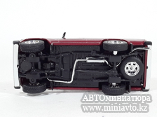 Автоминиатюра модели - TOYOTA Land Cruiser LC60 LHD RED 1:64 GCD