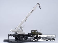Автоминиатюра модели - Автокран КС-3575А (на базе ЗиЛ 133ГЯ), хаки/серый SSM