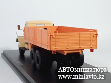 Автоминиатюра модели - КрАЗ-257Б1 бортовой песочный/оранжевый 1:43 SSM