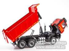 Автоминиатюра модели - KамАЗ-65952 самосвал красный 1:43 ПАО КАМАЗ