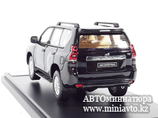 Автоминиатюра модели - TOYOTA Land Cruiser Prado 2018 Black 1:43 Vitesse