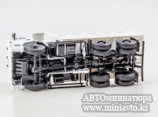 Автоминиатюра модели - KAMAЗ-6522 самосвал белый 1:43 ПАО КАМАЗ