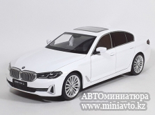 Автоминиатюра модели - BMW 530li VII G30/G31 Facelift 2022 White 1:18 CPM junior series
