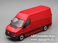 Автоминиатюра модели - VOLKSWAGEN Crafter Van, red 1:24 Cararama 