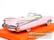 Автоминиатюра модели - Cadillac Eldorado Biarritz 1959 Pink 1:24 CPM junior series