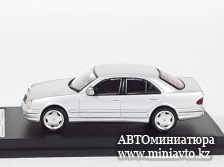Автоминиатюра модели - Mercedes-Benz E55 AMG W210 Silver 1:64 Shadow