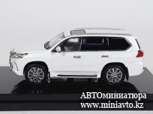 Автоминиатюра модели - Lexus LX 570 white 1:64 Kyosho