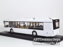 Автоминиатюра модели - МАЗ-203 автобус городской белый 1:43 SSM