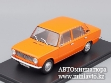 Автоминиатюра модели - ВАЗ 21013, Легендарные Советские Автомобили, оранжевый 1:24 Hachette