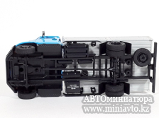 Автоминиатюра модели - ЗиЛ-5301 "Бычок", голубой/серый Автоистория