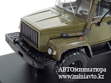 Автоминиатюра модели - ГАЗ-33081 4х4 (двигатель Д-245.7 Diesel Turbo) с тентом хаки SSM