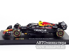 Автоминиатюра модели - Red Bull RB21 F1 2025 #22 Yuki Tsunoda  1:43 Bburago