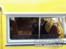 Автоминиатюра модели - Троллейбус  МТБ-82Д производства ЗиУ Ultra Models