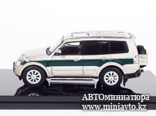 Автоминиатюра модели - Mitsubishi Pajero V97 gold/green 1:64 Shadow Pro