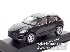 Автоминиатюра модели - Porsche Macan Turbo black 1:43  Minichamps