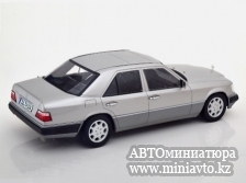 Автоминиатюра модели - Mercedes-Benz E-Klasse (W124) 1989  серебро 1:18 i-Scale