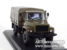 Автоминиатюра модели - ГАЗ-33081 4х4 (двигатель Д-245.7 Diesel Turbo) с тентом хаки SSM