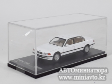Автоминиатюра модели - BMW E38 BMW 750il 7 Series White 1:64 Almost Real