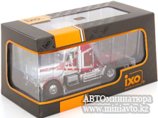 Автоминиатюра модели - Freightliner FLC 120 64 T 1977 silver darkred red 1:43 IXO