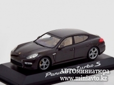 Автоминиатюра модели - Porsche Panamera Turbo S, dark grey met., 2013 Minichamps