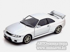 Автоминиатюра модели - Nissan Skyline GT-R R33 silver  1:24 White Box 