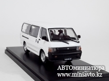 Автоминиатюра модели - Toyota Hiace 1989  White 1:43 Sunyork Model