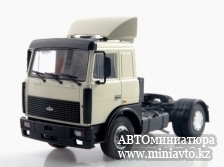 Автоминиатюра модели - МАЗ-5432 белый Легендарные грузовики СССР MODIMIO