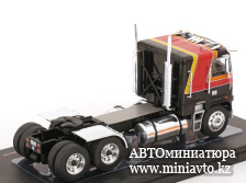 Автоминиатюра модели - Freightliner FLA 1993 black/red/orange/yellow  1:43 Ixo trucks
