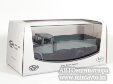 Автоминиатюра модели - МАЗ-200 бортовой серый 1:43 SSM