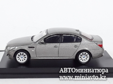 Автоминиатюра модели - BMW E60 M5 grey 1:64 Shadow