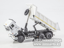 Автоминиатюра модели - KAMAЗ-6522 самосвал белый 1:43 ПАО КАМАЗ