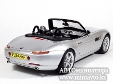 Автоминиатюра модели - BMW Z8  silver 1:18 Kyosho