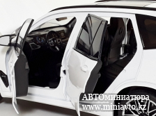 Автоминиатюра модели - BMW X5 M White 1:18 CPM junior series