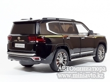 Автоминиатюра модели - Toyota LAND CRUISER 300  Black 1:18 CPM junior series