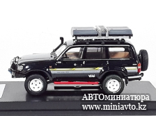 Автоминиатюра модели - Toyota Land Cruiser J8 (1990) black с багажом 1:64 KengFai