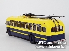 Автоминиатюра модели - Троллейбус  МТБ-82Д производства ЗиУ Ultra Models
