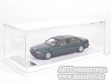 Автоминиатюра модели - BMW E38 7-Series L7 1998 - 2001 Green 1:64 DCM
