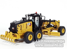 Автоминиатюра модели - Caterpillar Cat 14 Motor Grader 1:50 Diecast Masters