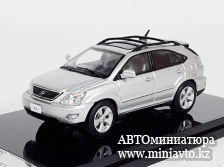 Автоминиатюра модели - Lexus RX 300 Silver 1:64 GCD