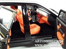 Автоминиатюра модели - Rolls-Royce Phantom VIII Mansory Черно-серый 1:18 CPM junior series