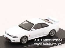 Автоминиатюра модели - Nissan Skyline GT-R R33 V Spec 1995 white  1:43 Ebbro