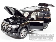 Автоминиатюра модели - Toyota LAND CRUISER 300  Black 1:18 CPM junior series